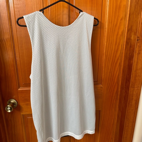 Red Bull two sided Seattle Reign Soccer jersey. Size medium. - Picture 4 of 5